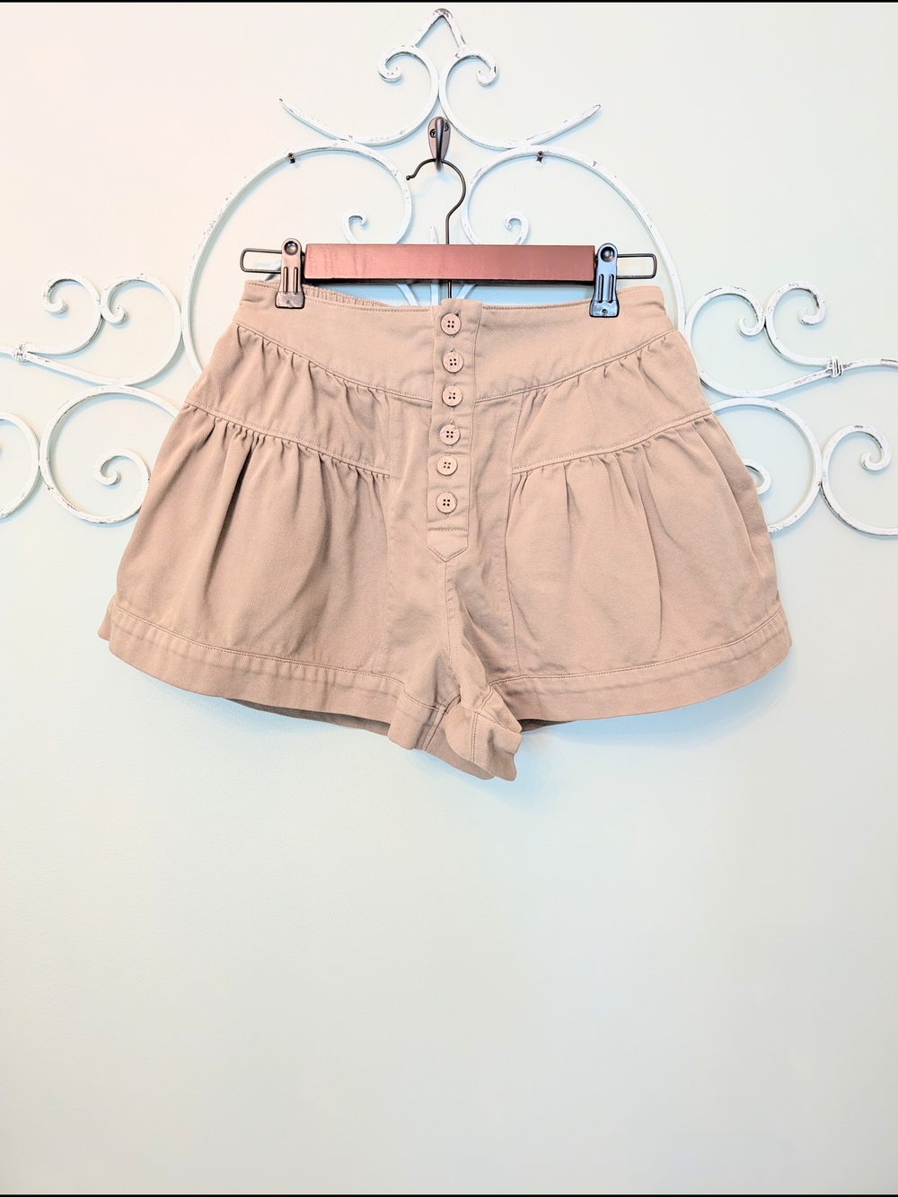 High-Waist Button-Front Women’s Shorts - Olive Green